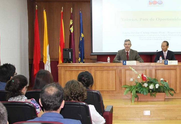 Los estudiantes conocen el potencial de Taiwán como país de oportunidades