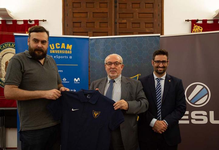 La UCAM refuerza su presencia en los eSports de la mano de ESL