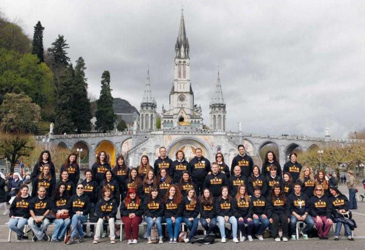 Estudiantes y personal de la UCAM peregrinan a Lourdes