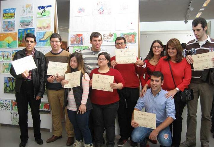 Estudiantes del programa CAPACITAS comparten jornada con el artista Pedro Cano