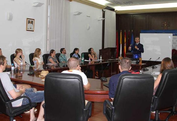 Cerca de 200 profesionales alemanes se forman al año en la UCAM