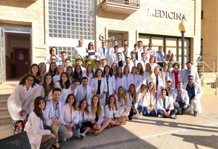 El 96% de la primera promoción de médicos de la UCAM aprueba el MIR