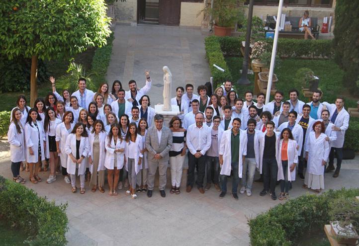 Los primeros médicos de la Universidad Católica ya están eligiendo hospital para especializarse