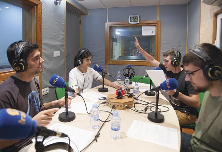 La UCAM conmemora el Día Mundial de la Radio