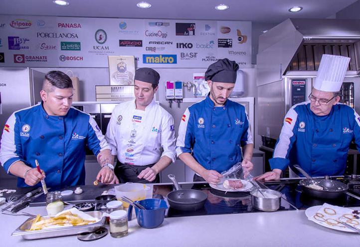 Prácticas desde primero e instalaciones para investigar en el área de la alimentación