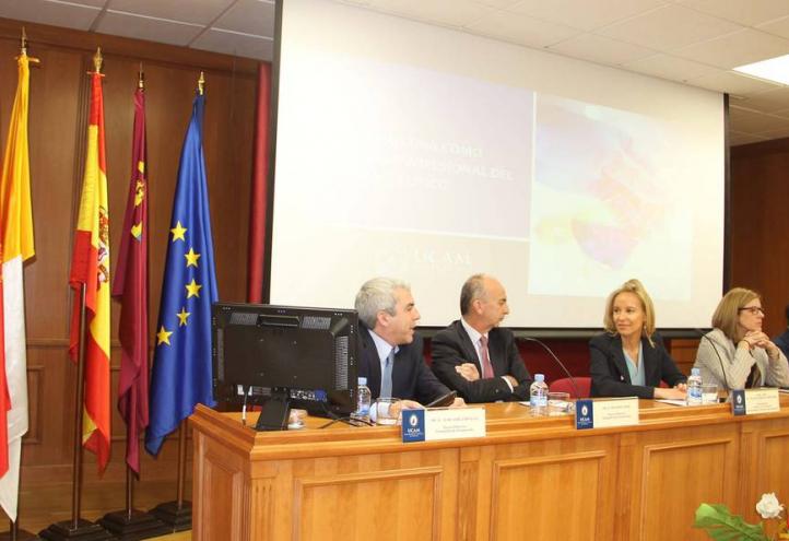 El desarrollo de patentes y la biotecnología grandes oportunidades para los graduados en Farmacia 