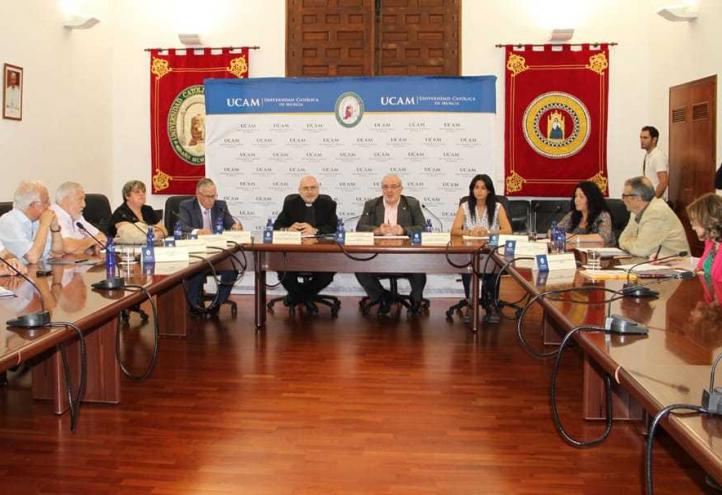 La comunidad universitaria de la UCAM amplía su compromiso con el voluntariado