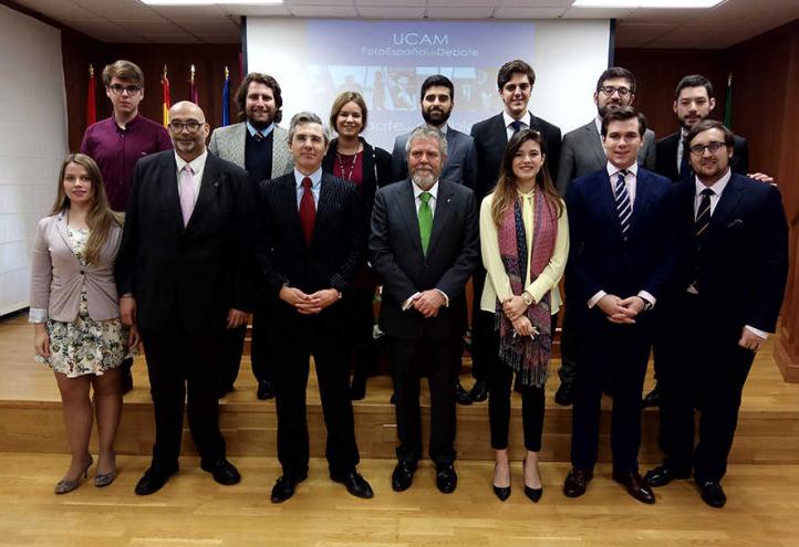 El Foro Español de Debate de la UCAM inicia su actividad con Donald Trump de protagonista 