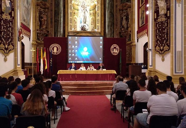 El 48% de los jóvenes murcianos entrevistados reconoce haber sentido miedo en algún momento de su relación de pareja 