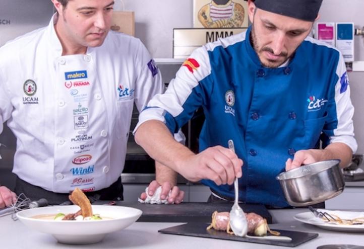 El Grado en Gastronomía de la UCAM colabora con el evento solidario GastroSOS