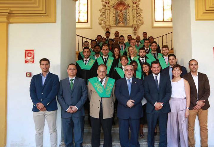 Alumnos de una veintena de países se gradúan en los másteres de dirección y gestión deportiva de la UCAM
