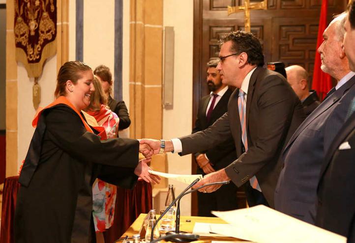  El Grado en ADE también en inglés