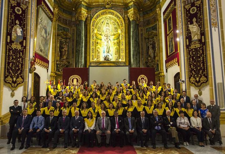 La II Promoción de Medicina de la UCAM se gradúa con la vista puesta en el MIR