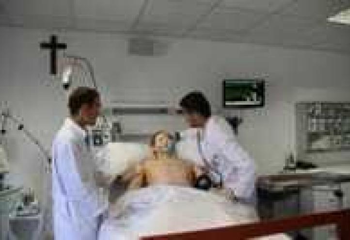 La UCAM forma a instructores en simulación clínica