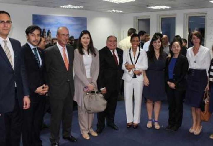 La UCAM inaugura el Español Institute Dubai