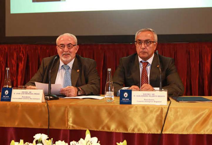 Alejandro Blanco inaugura en la UCAM dos congresos relacionados con el mundo del deporte 