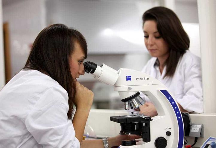 La Asociación Murciana de Industrias Químicas se une al programa de Doctorados Industriales de la UCAM