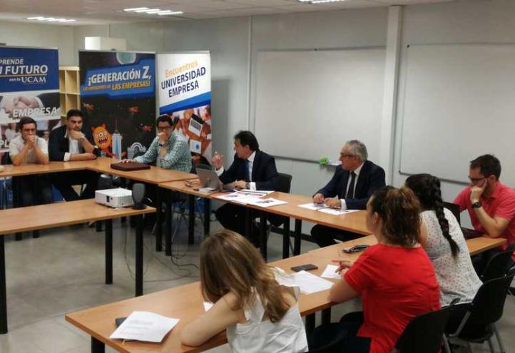 Dieciocho alumnos de la UCAM comienzan sus becas CRUE Cepyme Santander de prácticas en empresas