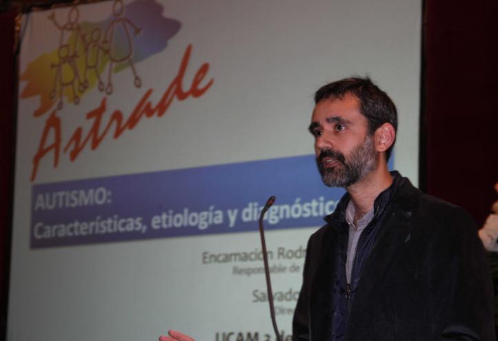 Comunicación aumentativa como respuesta al autismo