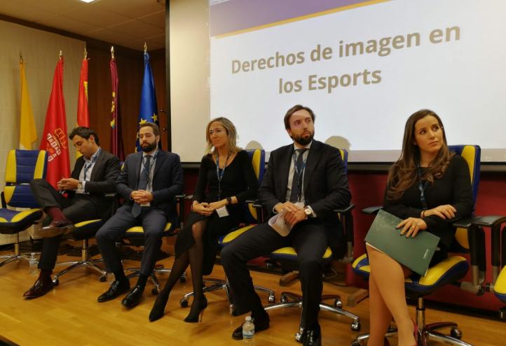 Los ‘esports’ demandan una legislación específica