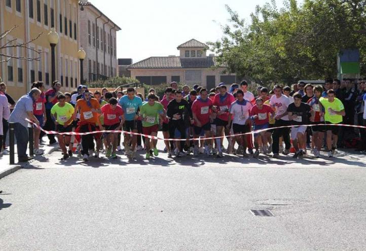 La Facultad de CAFD celebra la festividad de su patrón con la I Milla de Oro de la UCAM