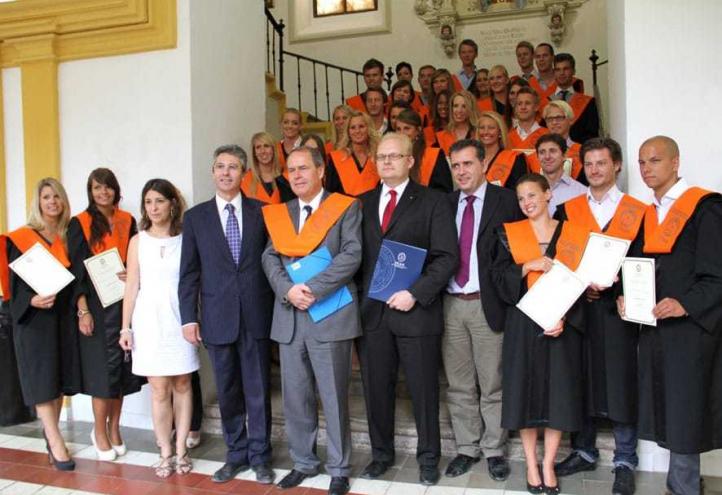 La I Promoción del UCAM International Business Certificate recibe sus Becas y Diplomas Acreditativos