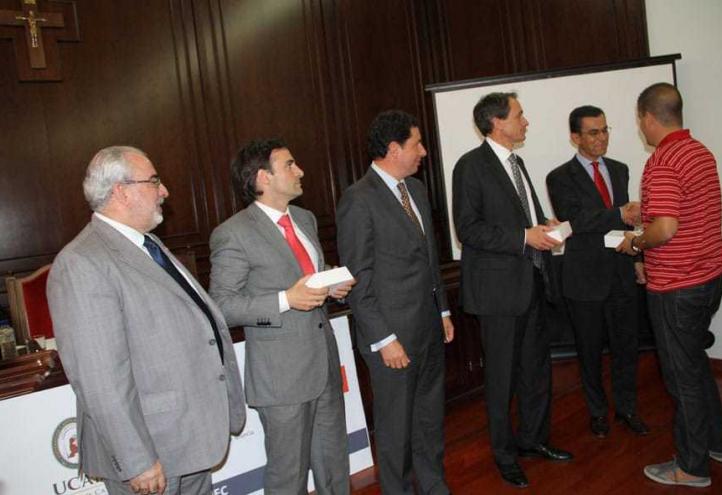 La UCAM, Banco Santander, la EPT y Vodafone, presentan un Proyecto Piloto NFC