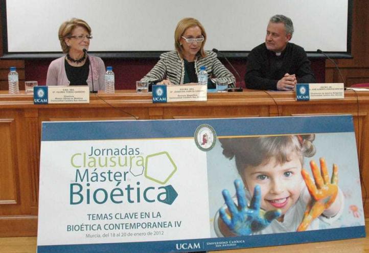 La UCAM debate sobre Bioética y bien común