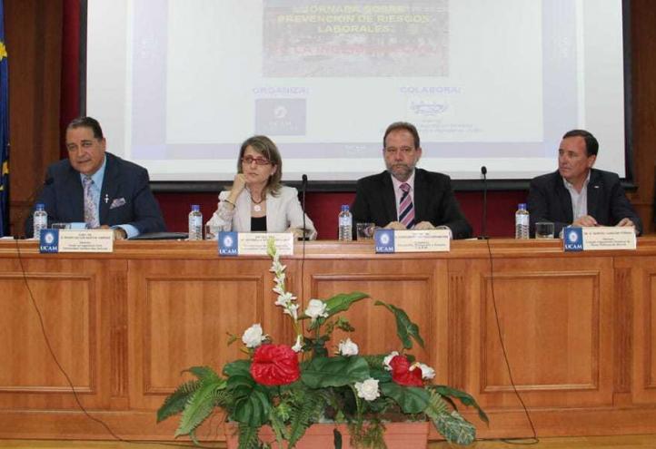 La UCAM debate sobre la prevención de riesgos laborales en la construcción