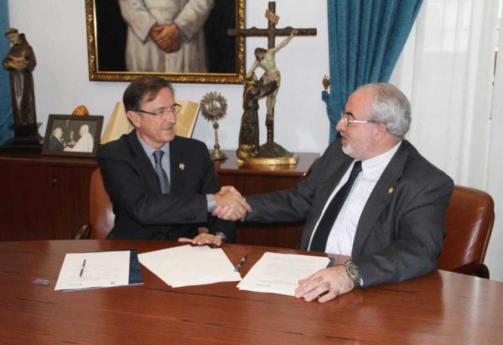 La UCAM firma un convenio con la Sociedad Española de Cardiología