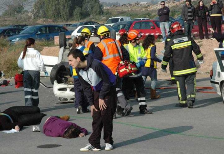 Las alumnos de Enfermería preparados ante cualquier acontecimiento
