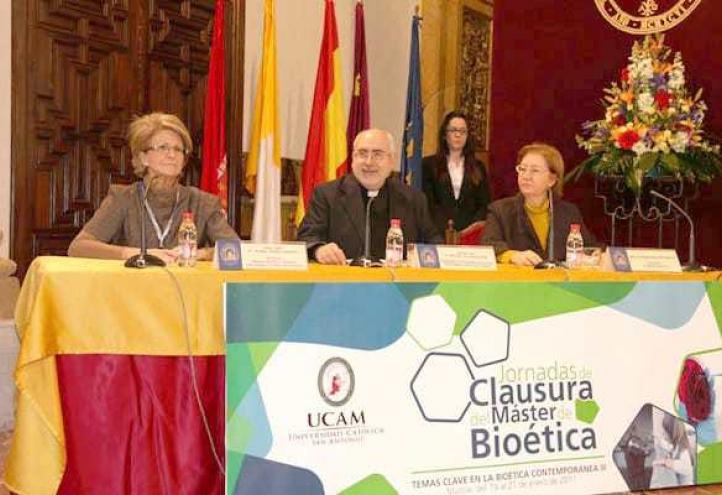 La UCAM defiende el respeto de la persona y la defensa de la vida humana