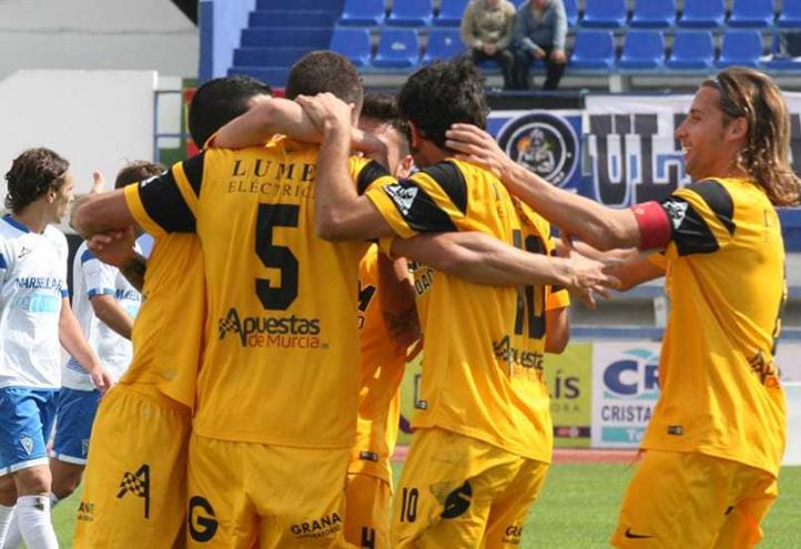El UCAM Murcia CF remonta en Marbella (1-3)