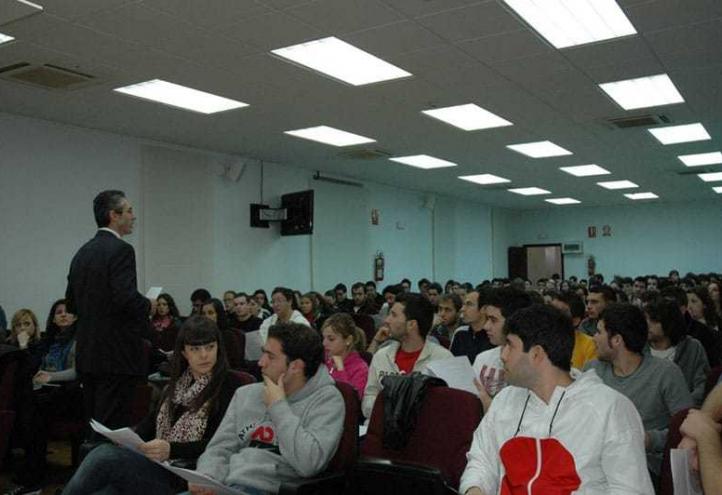 Más de 200 estudiantes se preparan para su experiencia ERASMUS