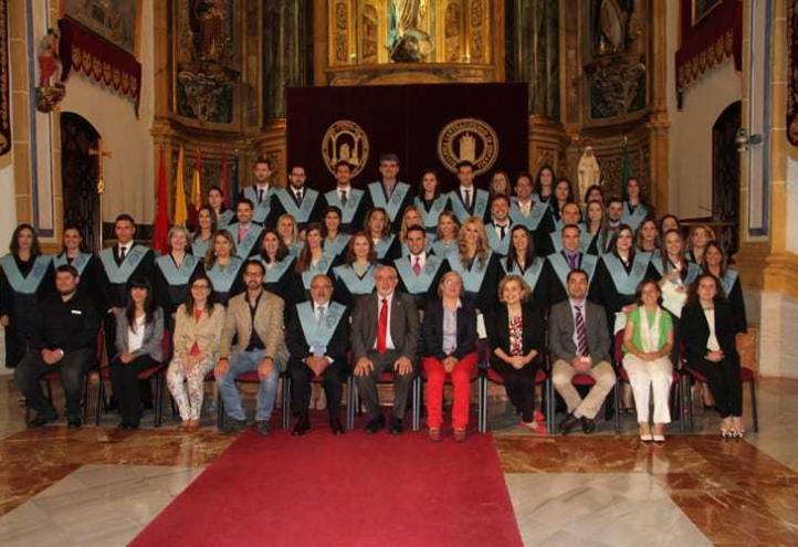 Los estudiantes del Máster en Formación del Profesorado reciben sus Becas y Diplomas