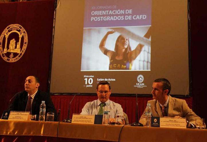 Orientación laboral y de postgrado para los estudiantes de la Facultad de Deporte