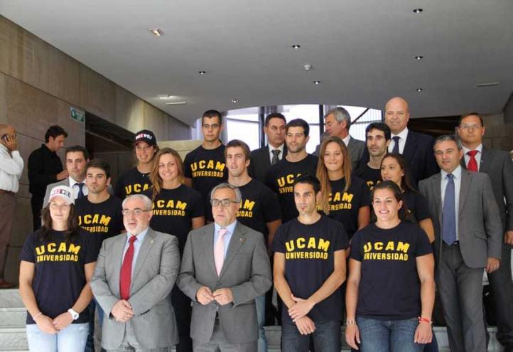 José Luis Mendoza: &quot;La UCAM quiere patrocinar y becar a los deportistas para que puedan seguir su carrera deportiva y sus estudios&quot;