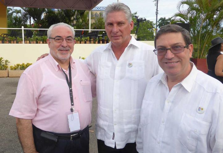 Ocho años ofreciendo formación en Cuba, ahora también en salud