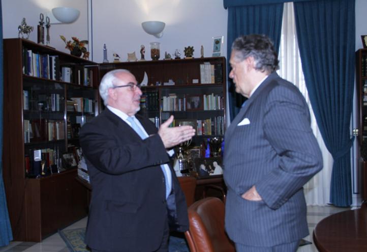 “Los contrapoderes en EEUU han equilibrado las decisiones de Trump”