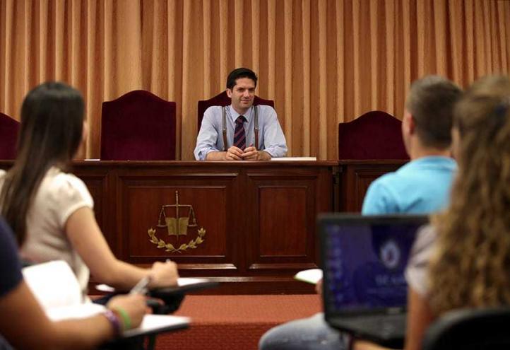 El graduado en Derecho adquiere mayor protagonismo en la sociedad actual