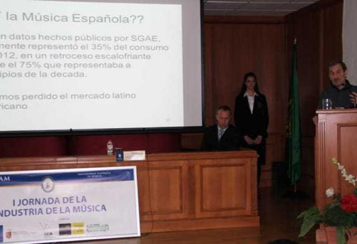 &quot;La llegada de internet significó la abolición de la propiedad&quot;