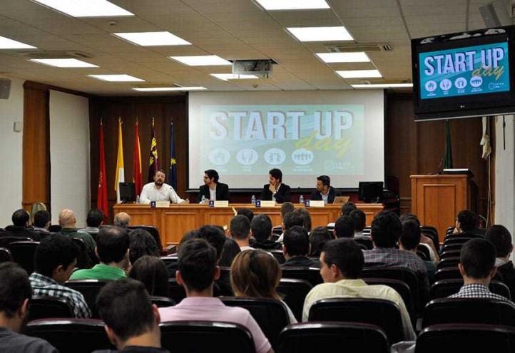 El Startup Day acerca el emprendimiento a los universitarios