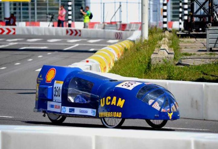 El coche solar de la UCAM, único de la Región en obtener una marca oficial en la Shell Eco-Marathon de Rotterdam