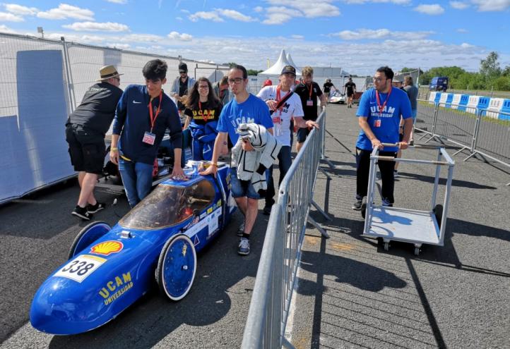El UCAM Racing Team compite en la Shell Eco-Marathon con un vehículo que optimiza su consumo eléctrico 