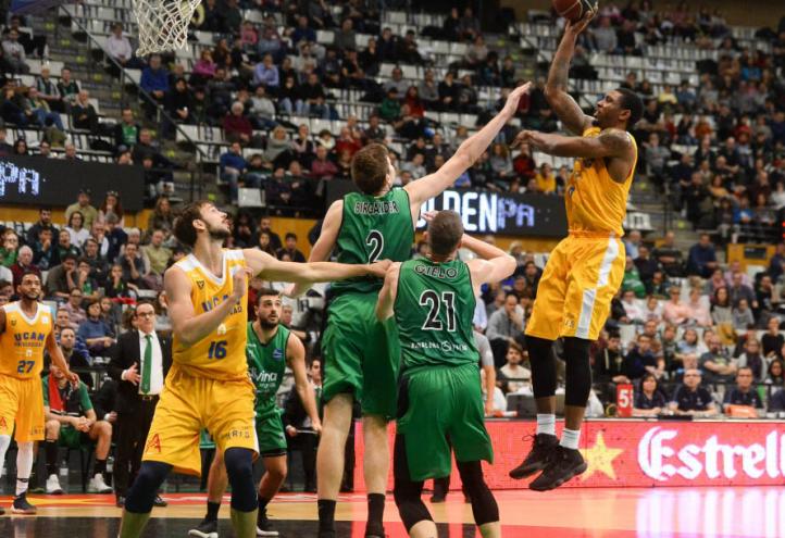 Una primera vuelta histórica para el UCAM Murcia CB