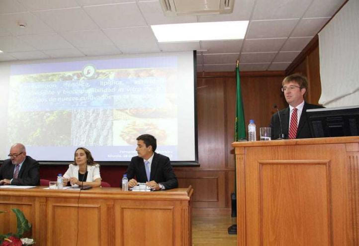 Una tesis profundiza en la calidad antioxidante de nueces cultivadas en la Región