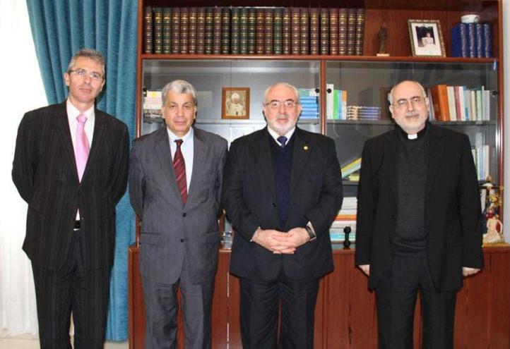La UCAM pondrá en marcha la Universidad Internacional del Medio Oriente por la Paz