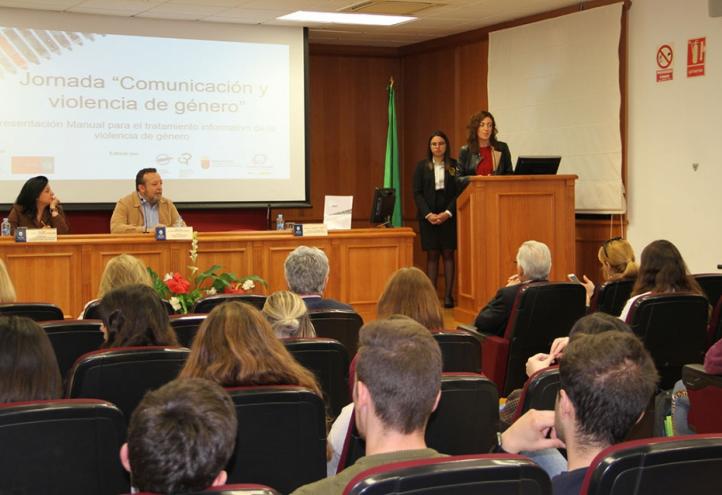 La Asociación de la Prensa edita un manual para el tratamiento informativo de la violencia de género con la colaboración de la UCAM 