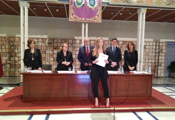 Premiados dos egresados de Farmacia de la UCAM