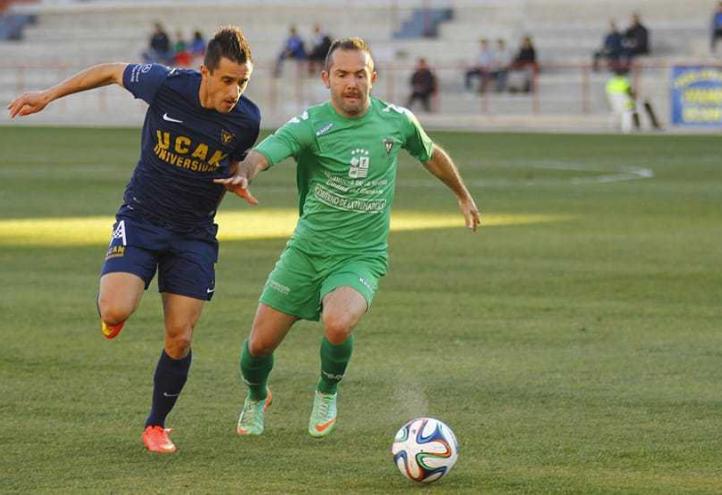 El UCAM Murcia CF vuelve a sonreír
